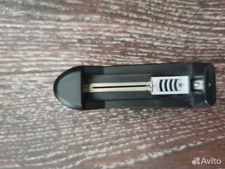 Зарядка для пальчикового аккумулятора батарейки