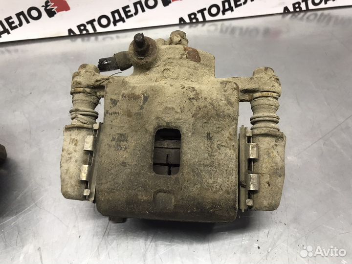 Суппорт передний левый Nissan Presea R10 1992 г.в