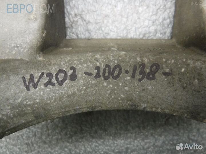 Крепление / кронштейн АКПП mercedes 722 m271 e20