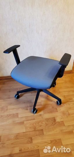 Стул кресло без спинки