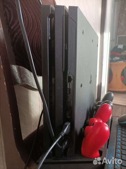 Sony playstation 4 pro 1tb