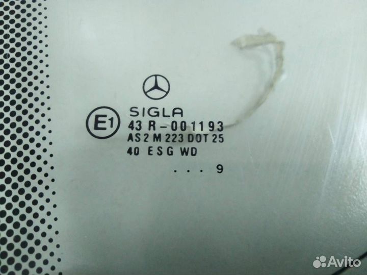 Стекло двери передней правой Mercedes-Benz CLK-Cla