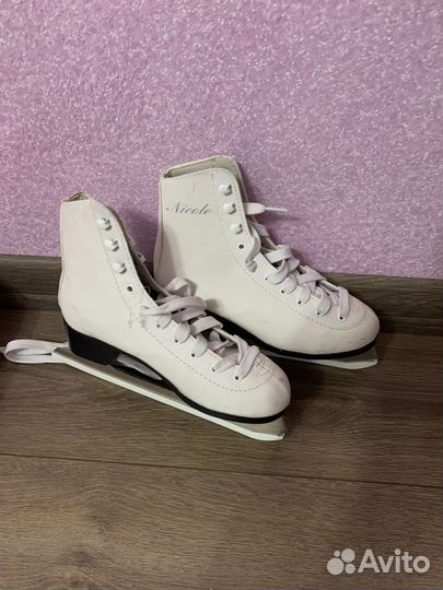 Коньки фигурные 36 размер