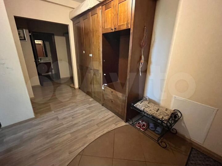 2-к. квартира, 77,7 м², 2/3 эт.