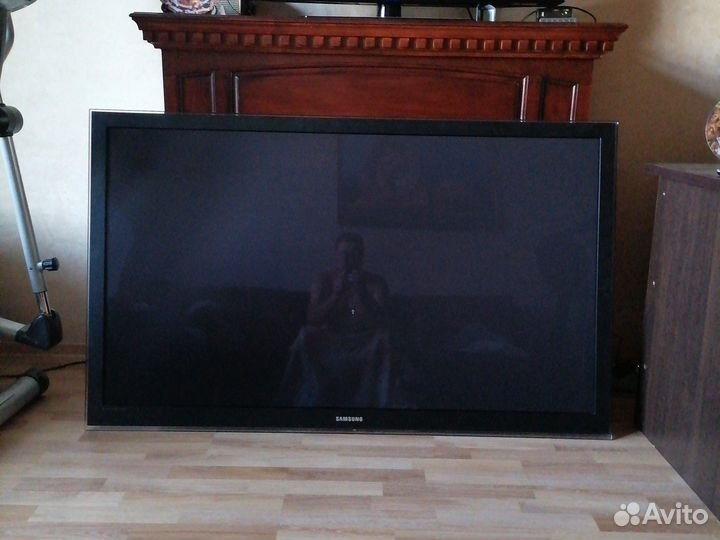 Телевизор на запчасти