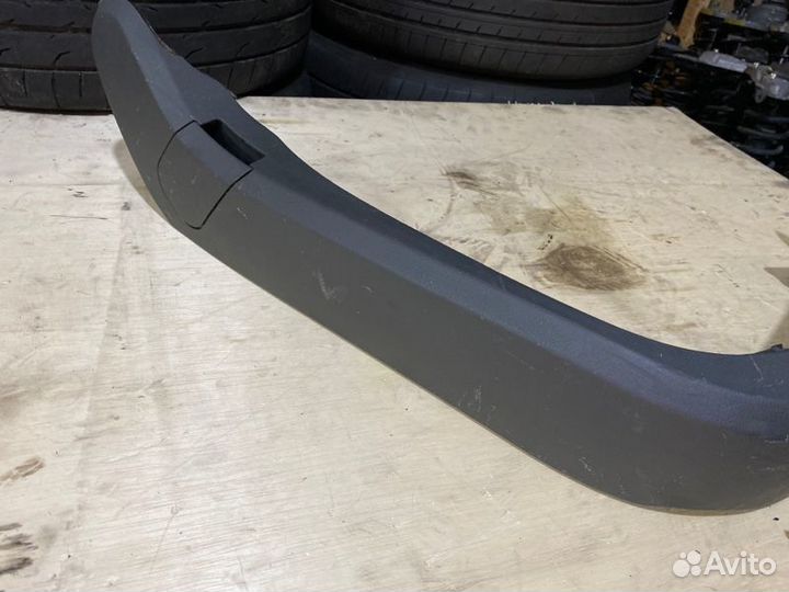 Пластик сиденья передний правый Mercedes-Benz