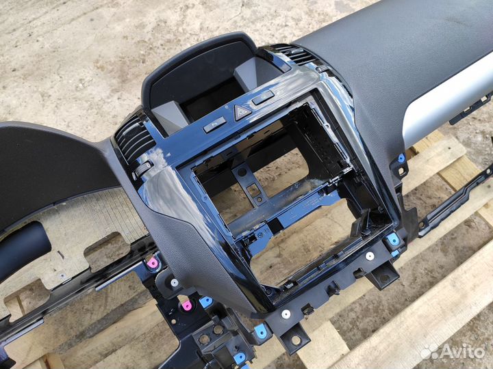 Торпедо на Opel Zafira B Оригинал Не шитая