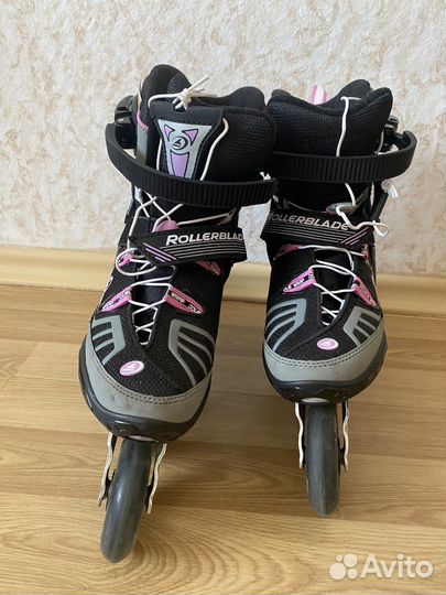 Роликовые коньки женские «Rollerblade Spark W 84»