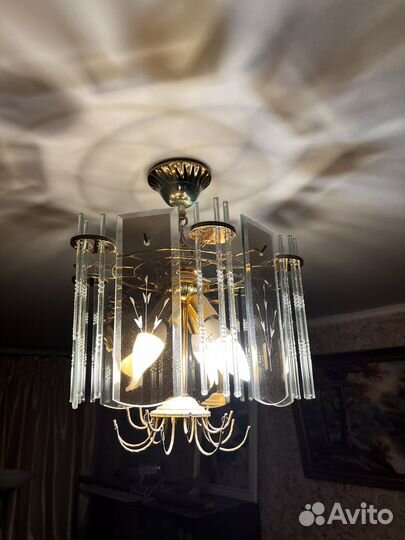 Люстра потолочная
