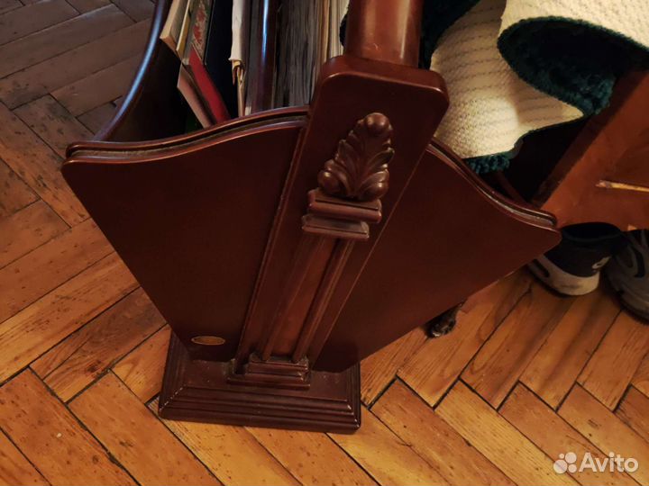 Газетница Carpenter