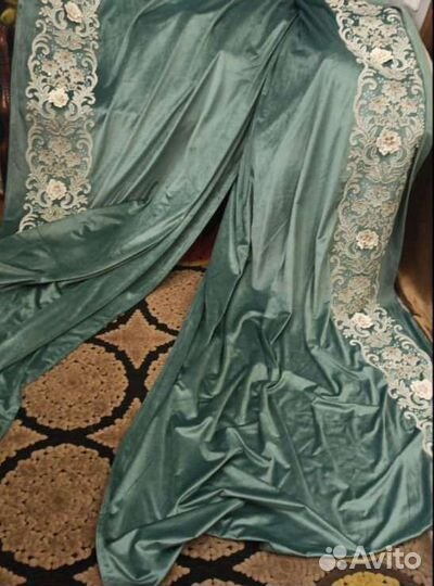 Шторы из шелкового бархата на три окна