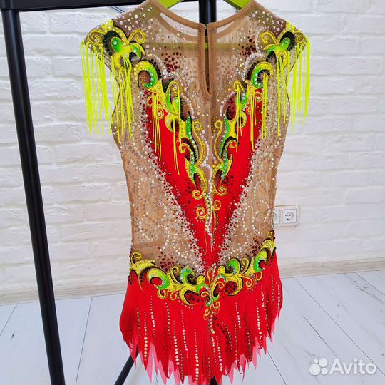 Купальник для художественной гимнастики