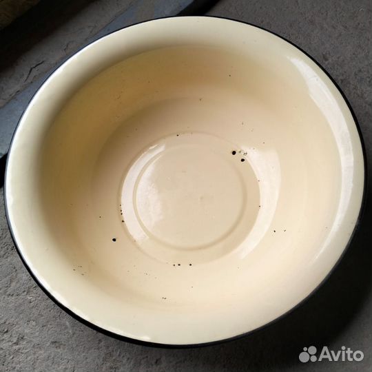 Таз эмалированный