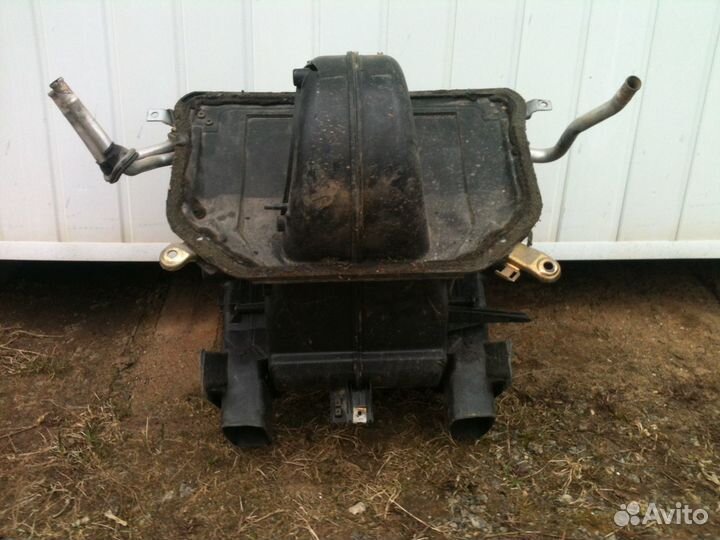 Мерседес 124 корпус печки в сборе