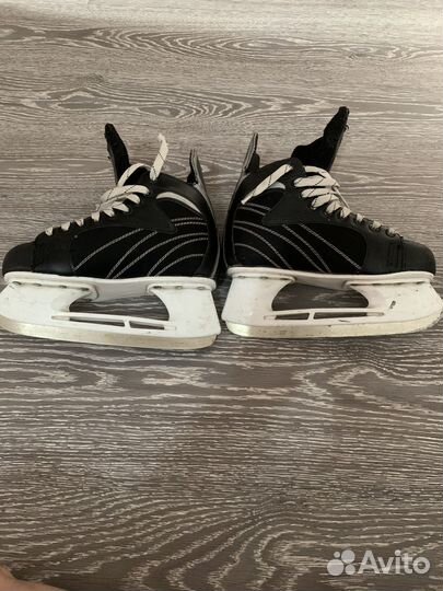 Коньки хоккейные 39-40 размер