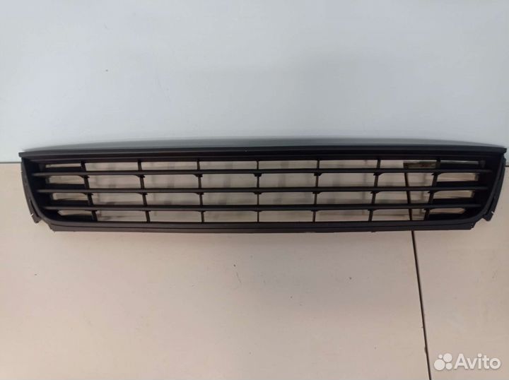 Решетка в бампер VW polo 10-14г
