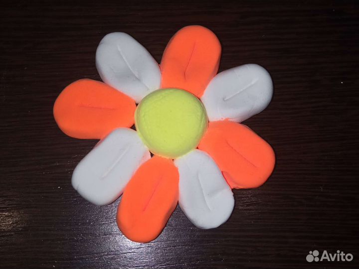 Фигурка из легкого пластилина