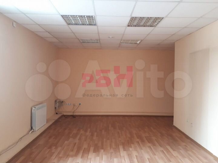 Сдам офис 60,8 м2, центр тмн