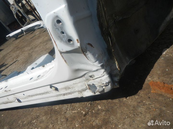 Панель боковая кузова/стойка правая Lexus RX270/RX350/RX450h