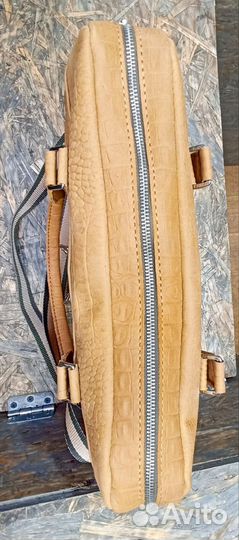 Деловая кожаная сумка ручной работы