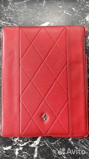 Чехол на iPad