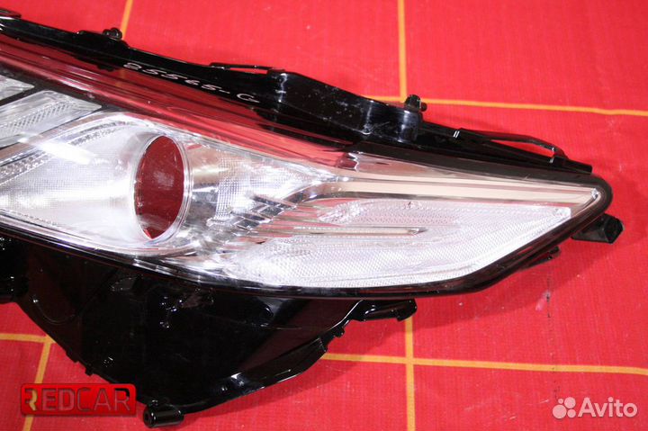 Стекло фары лев Toyota Camry XV70 (17)