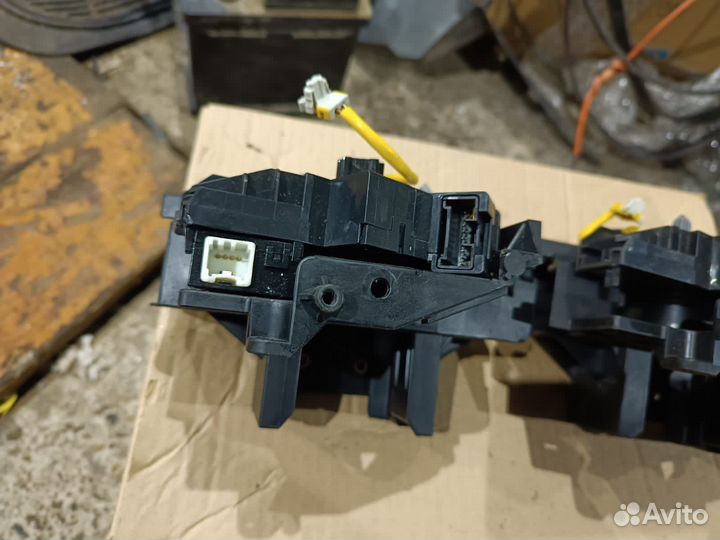 Шлейф подрулевой Форд Фокус2 2005-2011