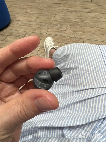 Правый наушник samsung galaxy buds 2 pro