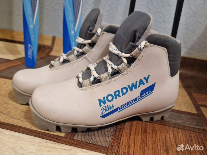 Беговые лыжи