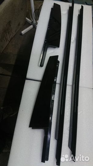 Накладки дверей BMW G20