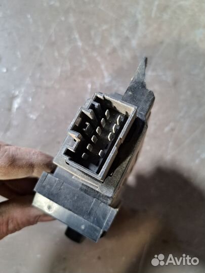 Кнопка стеклоподъёмника передний правый Volvo S80