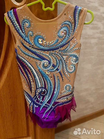 Продаю купальник 30000.Возможна аренда 3000