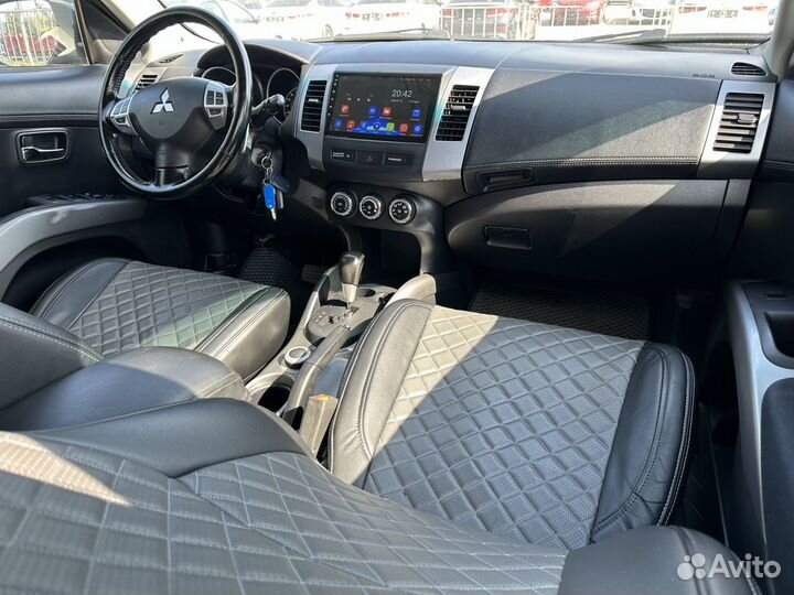 Mitsubishi Outlander 3.0 AT, 2014, 99 827 км