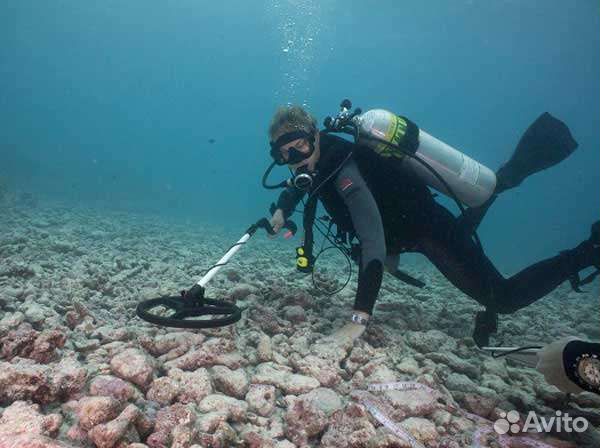 Подводный поиск утраченные вещей