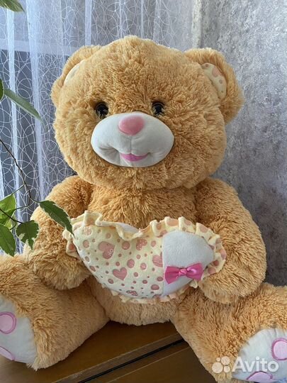 Плюшевый медведь