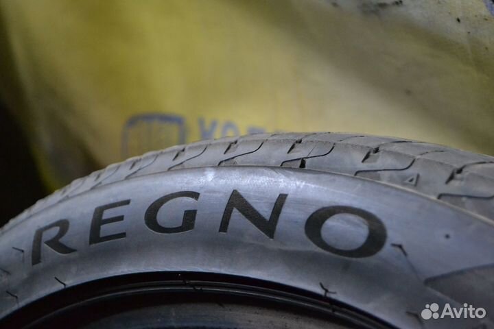 Bridgestone Regno GR-XII 215/45 R17