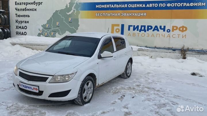 Рампа (кассета) катушек зажигания Opel Astra (H) 1104082