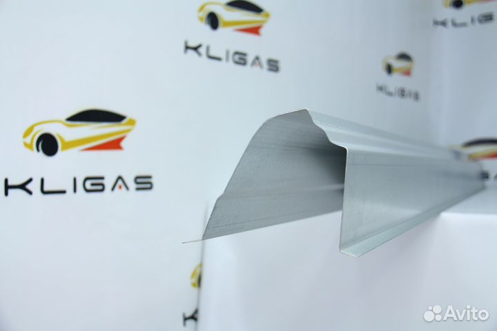 Кузовной порог Mitsubishi Pajero/Montero 3