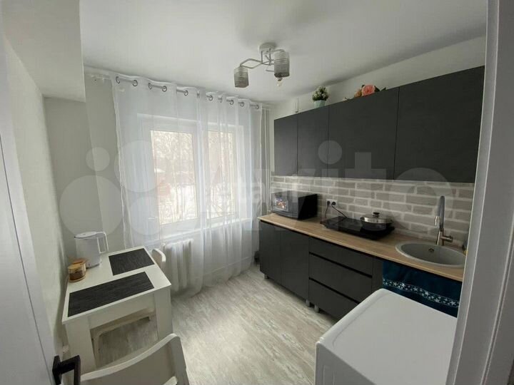 1-к. квартира, 30 м², 4/5 эт.