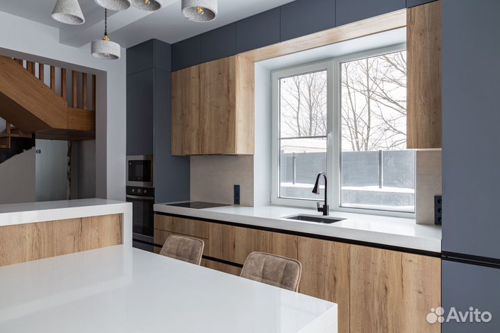 Изготовление кухни с антресолями Сборка