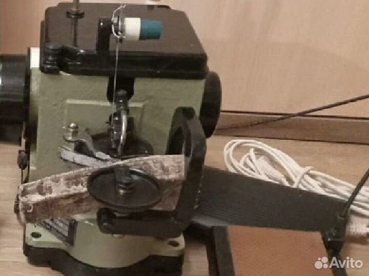 Скорняжная швейная машина