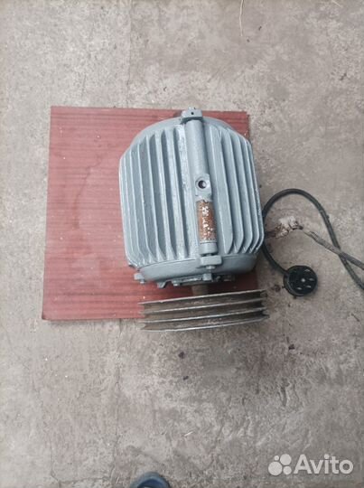 Электродвигатель