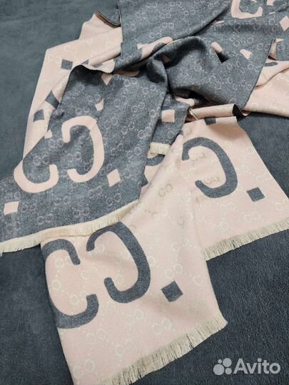 Шарф палантин gucci