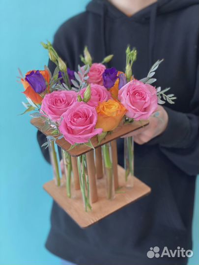 Композиция в пробирках 