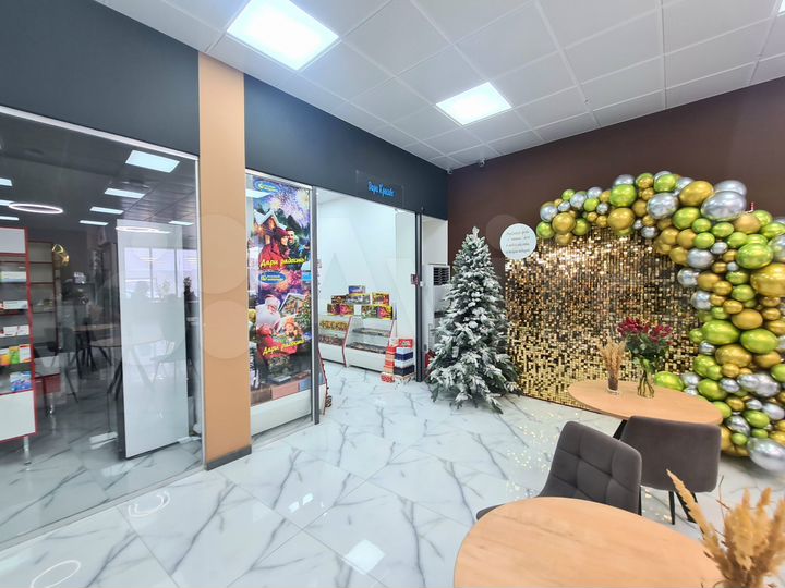 Торговая площадь, 1100 м²