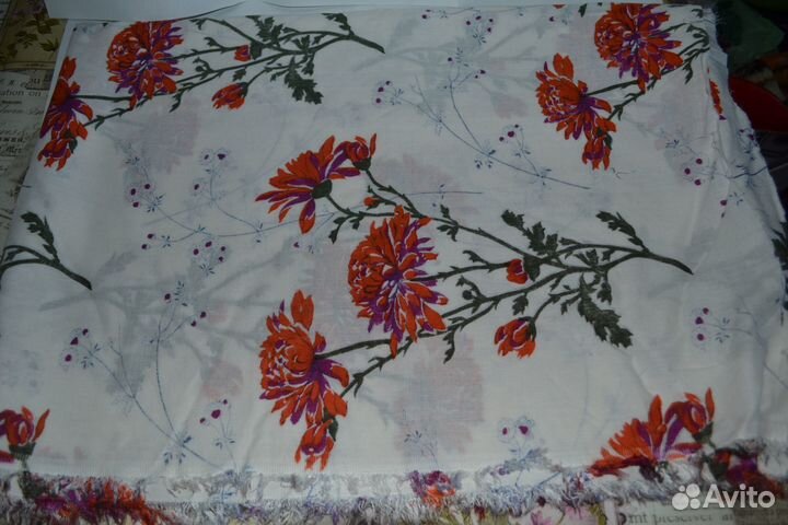 Ткань штапель с рисунком