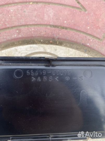 Lexus LX570 заглушка воздушного фильтра