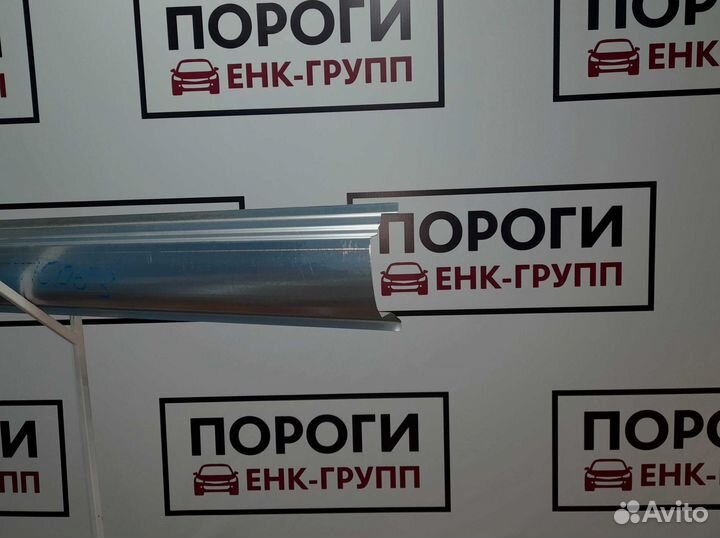 Пороги Suzuki Swift 1 хэтчбек 3 дверей