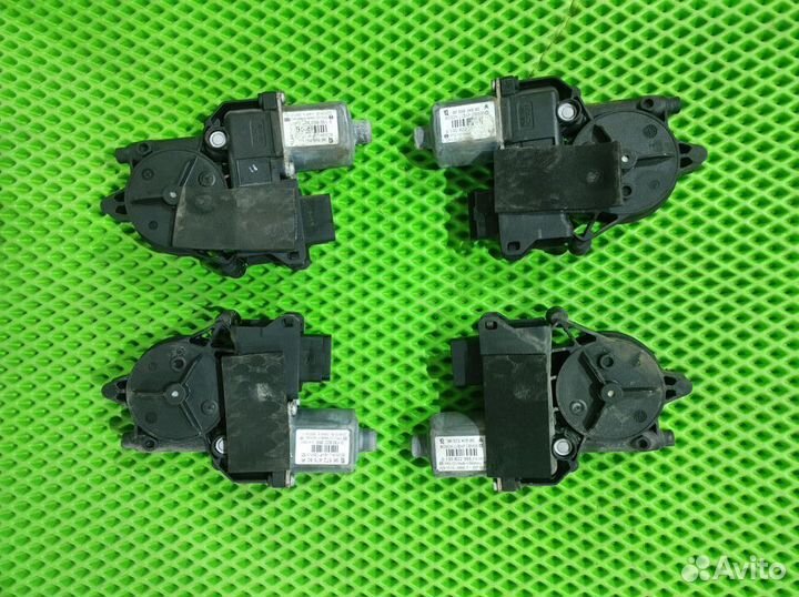 Моторчик стеклоподъемника Peugeot 308 I рестайлинг