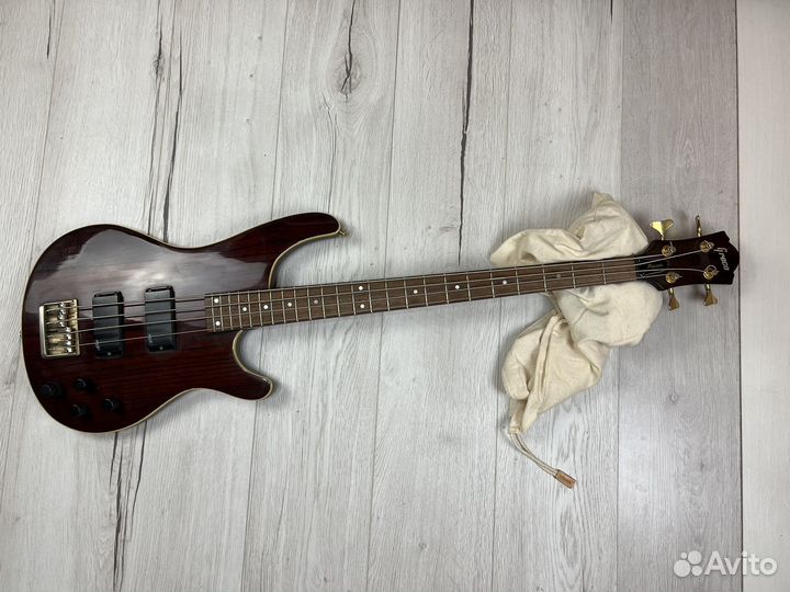 Бас гитара Greco Pegasus оригинал